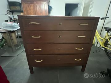 Cassettiera con piano in marmo