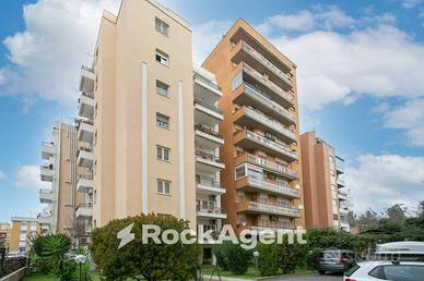 QUADRILOCALE PIAZZA GEROLAMO GASLINI