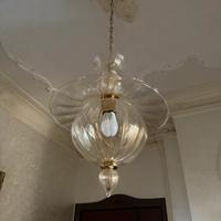 Prestigioso Lampadario in Vetro di Murano