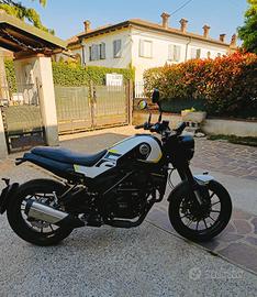 Benelli Leoncino 250
