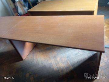 tre scrivanie colore noce medio