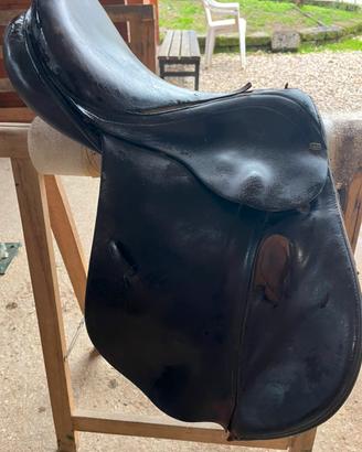 Sella da scuola da riparare