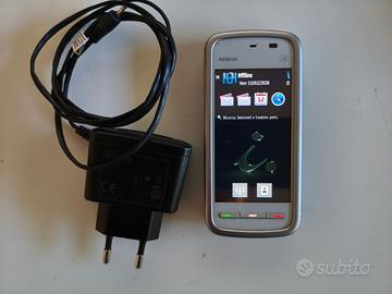 NOKIA 5230 cellulare vintage