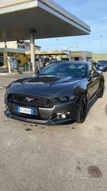 Ford Mustang GT V8 421 CV