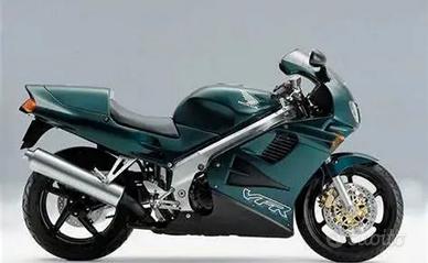 HONDA VFR 750 F - ricambi