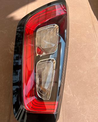 Fanale posteriore destro fiat punto