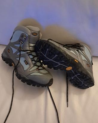 Scarpa donna montagna 