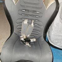 sediolino  auto chicco  eta' dai 3 mesi...