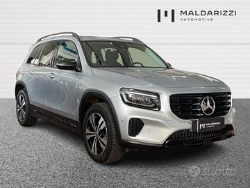 MERCEDES-BENZ GLB 200 d Progressive Advanced Plus