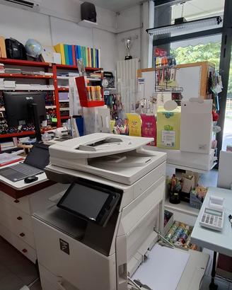 SI CEDE ATTIVITÀ DI CARTOLIBRERIA 