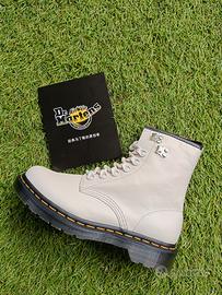 anfibio primavera dr Martens n.37 bianco 