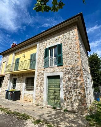 CASA INDIPENDENTE A CALVI DELL'UMBRIA