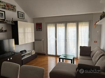 2 LOCALI A CORBETTA