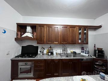 cucina in legno castagno 