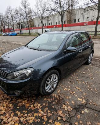 Golf 1600