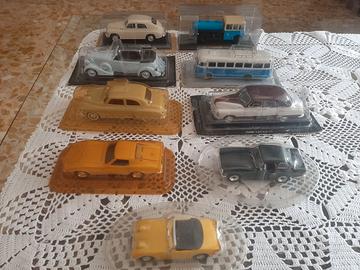 LOTTO  MODELLINI AUTO BUS CAMION