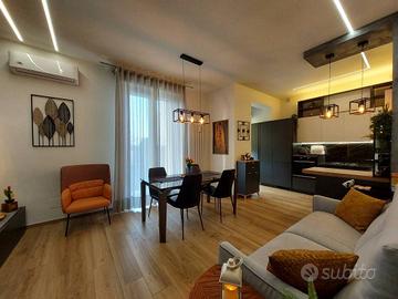 LORETO 3 LOCALI 80MQ + ACCESSORI. RISTRUTTURATO A