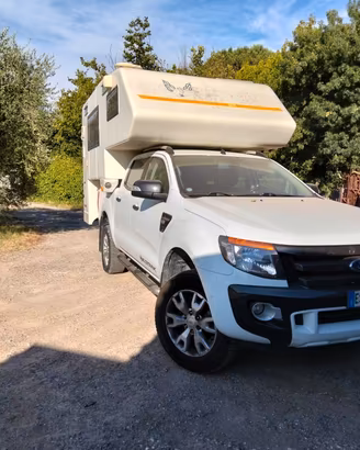 Pick-up caravan camper