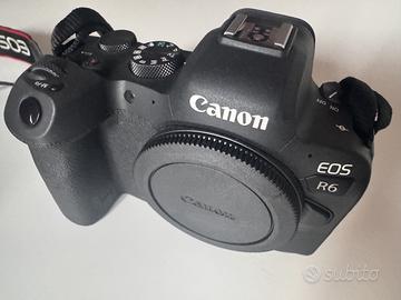 macchina fotografica Canon R6