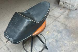 Sella originale piaggio per vespa 50 special.
