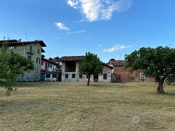 Terreno con rustico ampliabile