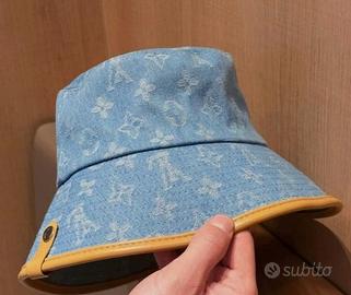 Cappello Bob con stampa floreale e lettere