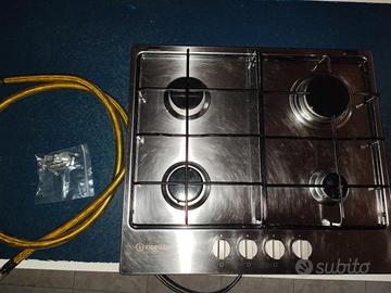 4 fuochi e tubo gas
