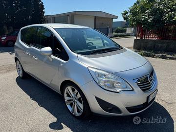 Opel meriva 1400 benzina 120 cv euro 5 gancio trai