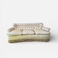 Salotto classico vintage: poltrona e divano