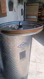 CONTENITORE INOX PER VINO.