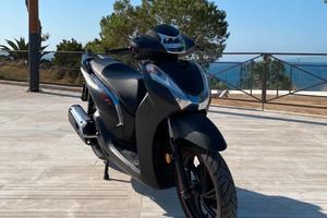 SH 300 SPORT abs