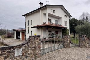 CASA TRICAMERE INDIPENDENTE IN PERFETTE CONDIZ...