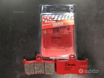 4 Pastiglie freno davanti brembo triumph