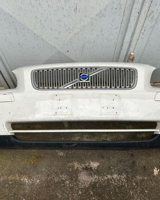 PARAURTI ANTERIORE VOLVO V70 2005