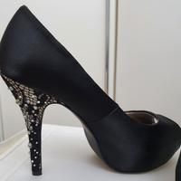 Scarpe elegante in raso nero