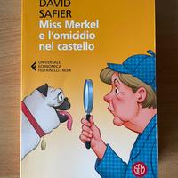Libro Miss Merkel e l’omicidio nel castello