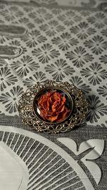 Spilla vintage in stile floreale