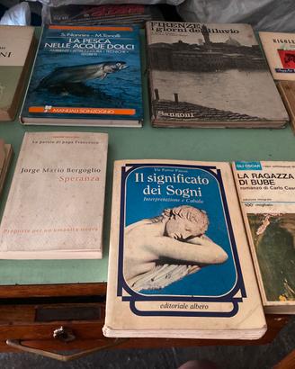 Giochi x bambini di vario genere.