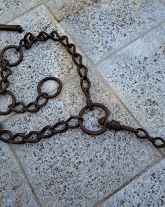 catena in ferro battuto