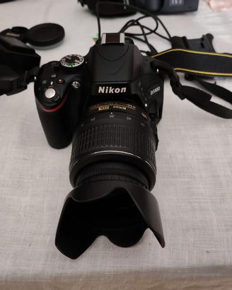 NIKON D5100 - 18-55mm