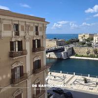 Prestigioso c.so umerto c/o c.so due mari