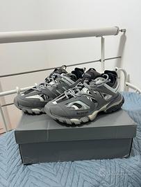 Balenciaga track
