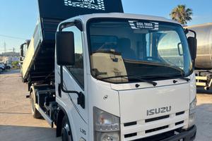 ISUZU NLR85 RIBALTABILE TRILATERALE