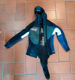 Muta da sub, marca Mares 