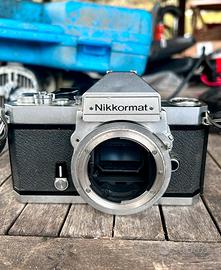 Nikon Nikkormat FT2 35mm Reflex Corpo Macchina