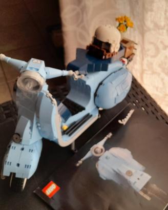 LEGO VESPA 125 