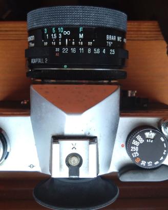 MACCHINA FOTOGRAFICA REFLEX ANNI '70 FUJICA