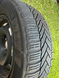 4 gomme invernali michelin con cerchi