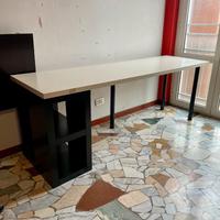 Scrivania IKEA – Usata, funzionale – 30€