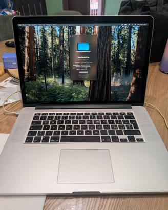 Macbook Pro 15 mid 2015, 16 GB ram, 512 GB SSD